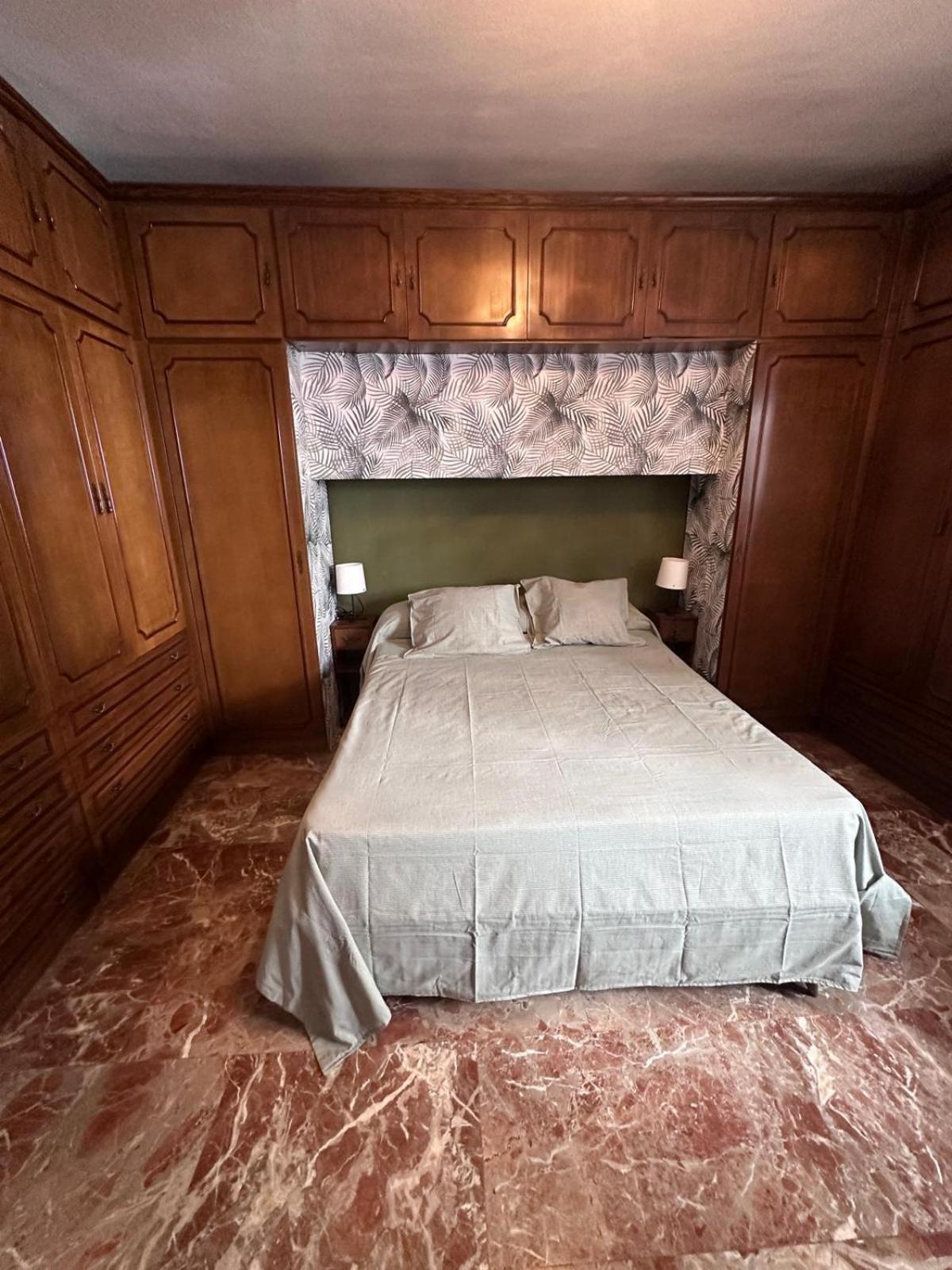 Amplio Apartamento Plaza Nueva Sevilla Exteriör bild