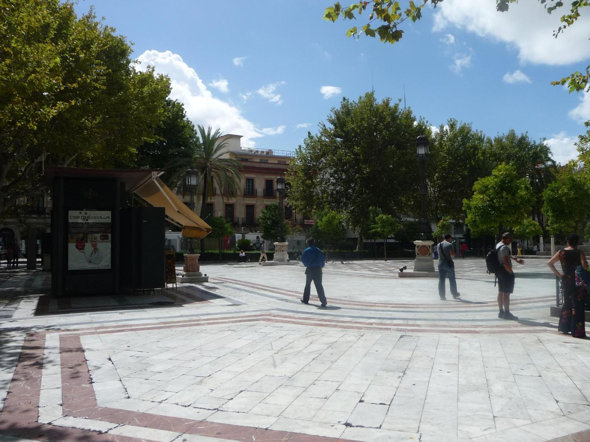 Amplio Apartamento Plaza Nueva Sevilla Exteriör bild